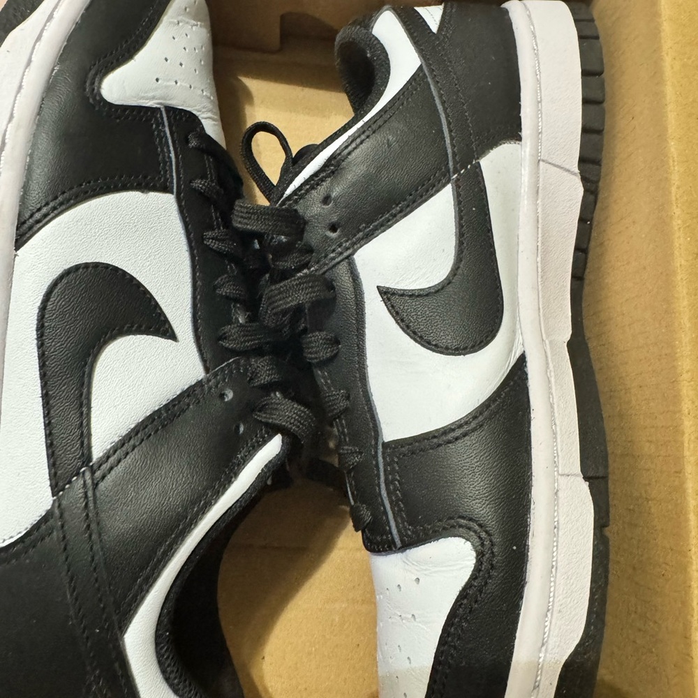 Nike Black and White Sneakers